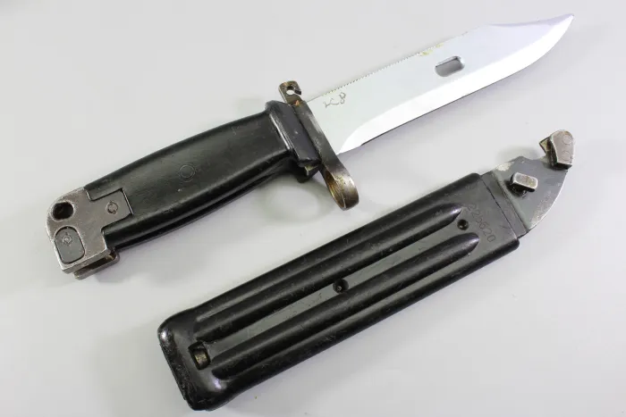 DDR / NVA Bajonett AK 47 Ausführung M1959, Kampfmesser für Kalaschnikow