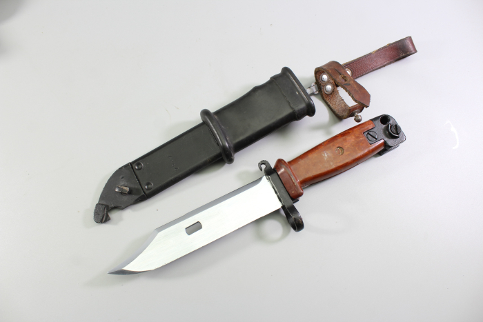 DDR / NVA Bajonett AK 47 Ausführung M1959, Kampfmesser für Kalaschnikow