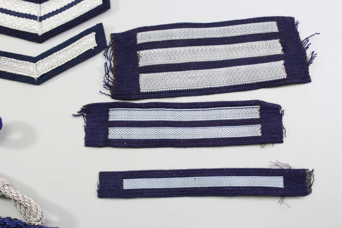 DDR NVA Konvolut Uniformteile und Uniformzubehör