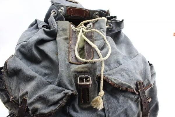 Rucksack der Luftwaffe mit Hersteller und Taschen, Hersteller Erich Schüler