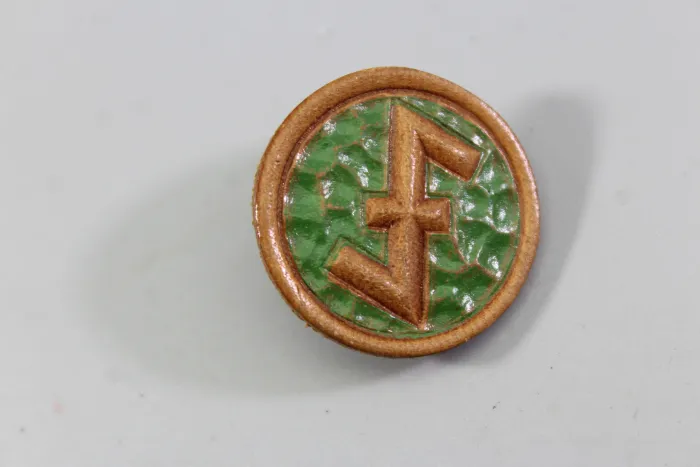 Wolfsangel. Leather badge. Year 1935/1936