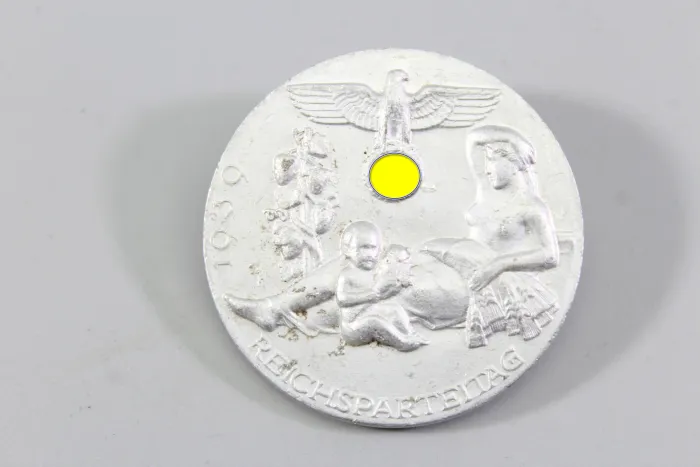  Teilnehmerabzeichen des Reichsparteitages der NSDAP in Nürnberg Hersteller RZM  M/183
