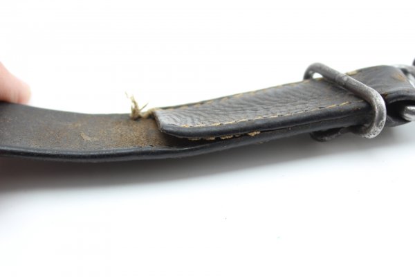 ww2 German carrying strap for the 88 or K98 rifle in good condition, very rare to find original.