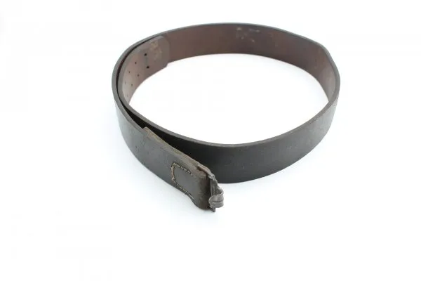 belt, Wehrmacht leather belt, lightly worn, good condition. Length 95 cm, stamped