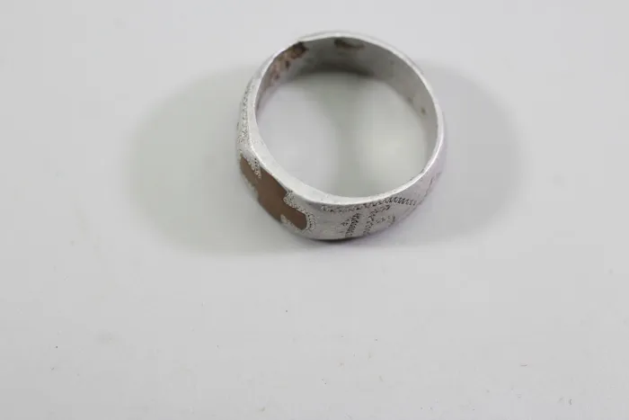 Patriotic ring with engraved numbers 14 and 16