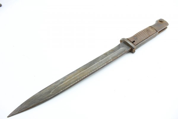 ww2 bayonet K98 of the Wehrmacht without scabbard in pristine condition with number