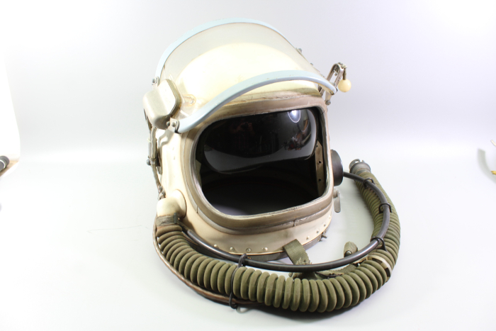 Original GSh-6 High-Altitude Flying Helmet – MiG-25 Pilot | Soviet High-Altitude Equipment | Cold War