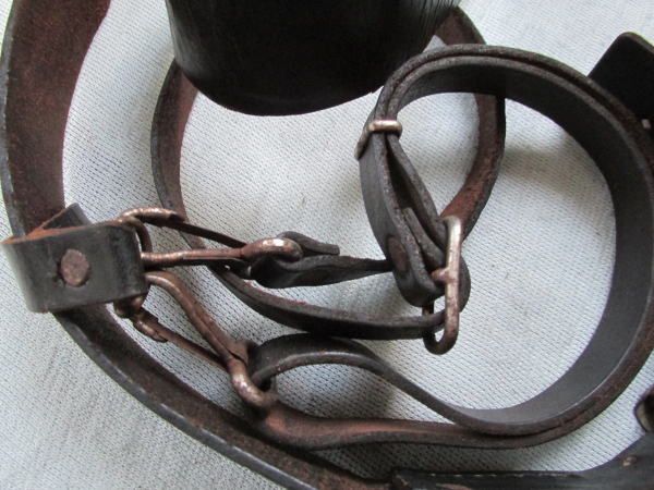 HJ Koppelschloss mit Lederriemen und Schultergurt RZM