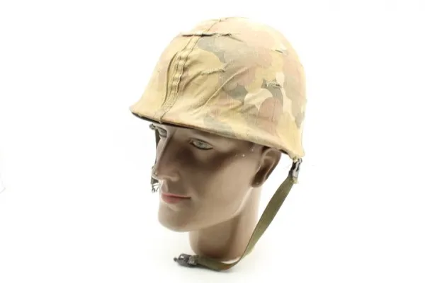 Ww2 US-Helm, Gefechtshelm mit Tarnbezug und Liner Innenhelm