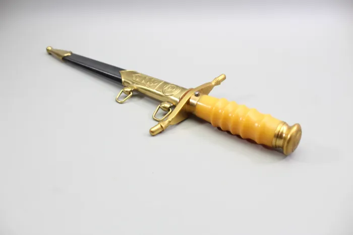 Original GDR / NVA Presentation Dagger (General’s Dagger) – "Ministry for State Security" – with Presentation Case