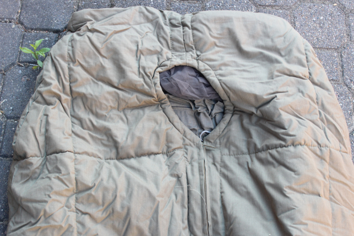 Original East German Army (NVA) Mummy Sleeping Bag for Officers – GDR Sleeping Bag with Mosquito Net
