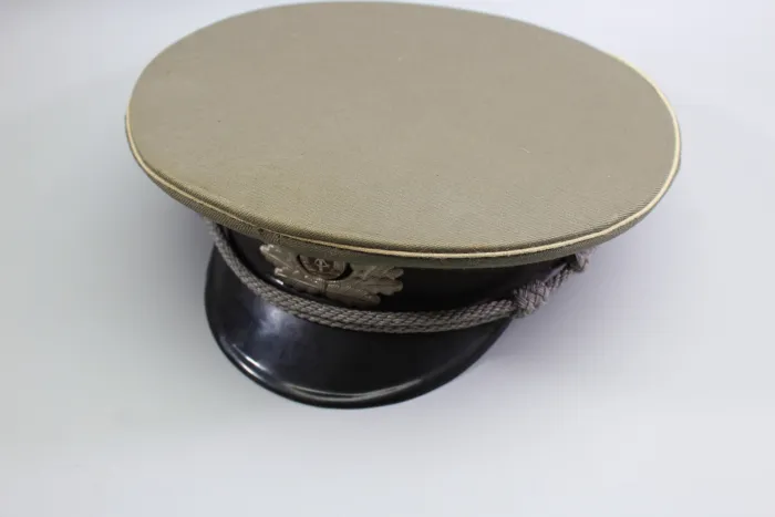 East German Army (NVA) peaked cap for an officer of the ground forces, 1967