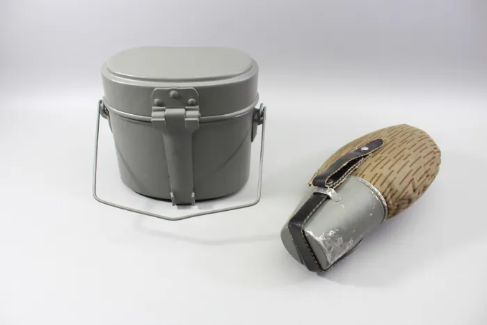 Original GDR NVA Canteen with Mess Kit