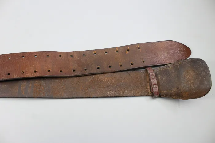 GDR Leather Belt / Officer's Belt (NVA) – Brown
