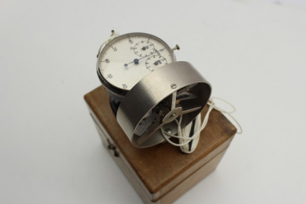 Windmesser um 1927 Anemometer Tischgerät mit Prüfzettel, Zoologisches Instrument mit Marke