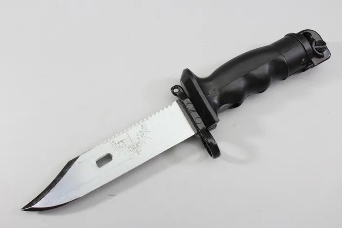 Combat knife 87, survival knife KM 87 of the National People's Army with complete survival capsule in the handle, original