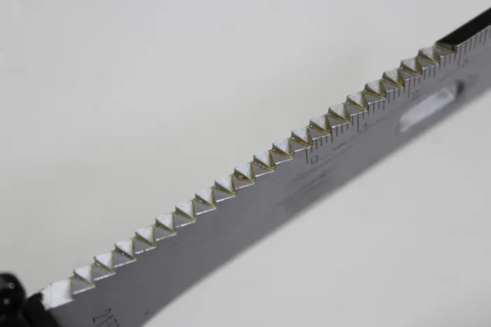 Combat knife 87, survival knife KM 87 of the National People's Army with complete survival capsule in the handle, original