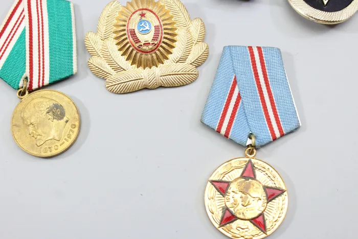 DDR NVA Konvolut Abzeichen