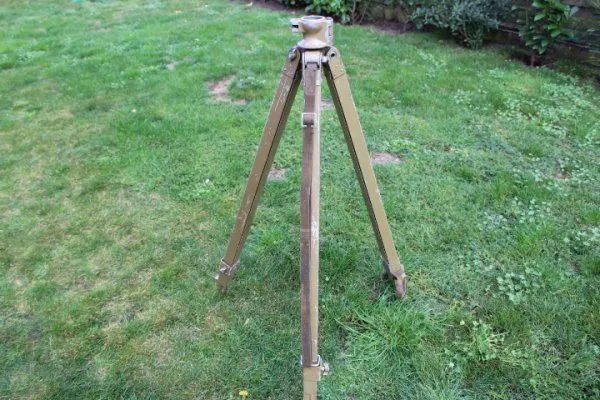 DDR / NVA Russian tripod for directional circle, Русский штатив для направленного круга