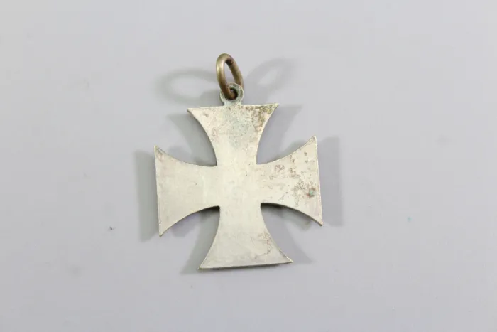 Originaler Nachlass des Soldaten Theodor Wellmann aus dem 1. & 2. Weltkrieg, Tapferkeitsmedaille als Musketier bei Liuilly Marne 02.09.1918 mit Gravur, Urkunde, Wehrpass