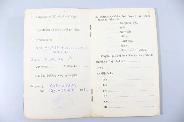 Originaler Nachlass des Soldaten Theodor Wellmann aus dem 1. & 2. Weltkrieg, Tapferkeitsmedaille als Musketier bei Liuilly Marne 02.09.1918 mit Gravur, Urkunde, Wehrpass