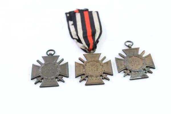 3x  Cross of Honour for Front Fighters with ribbon with manufacturer