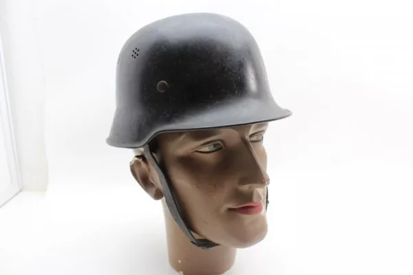 Ww2 Feuerschutzpolizei Stahlhelm M35/40, ohne Abzeichen, Feuerwehrhelm Q gestempelt mit Hersteller  