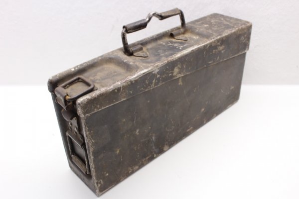 MG ammunition box / belt box made of aluminum, WaA stamp, instructions and manufacturer