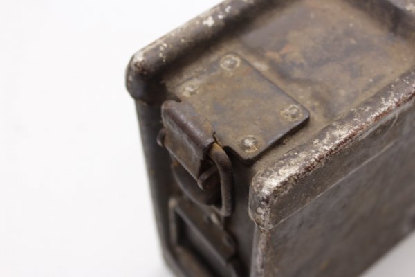 MG ammunition box / belt box made of aluminum, WaA stamp, instructions and manufacturer