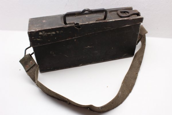 MG ammunition box / belt box WaA and manufacturer, year and inscription