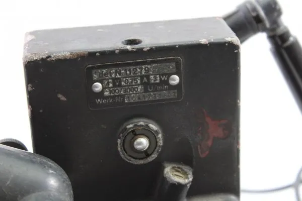 ww2 German Wehrmacht Luftwaffe DETONATOR, power generator, with crank and 2 lamps, generator det N 11279 from 1942