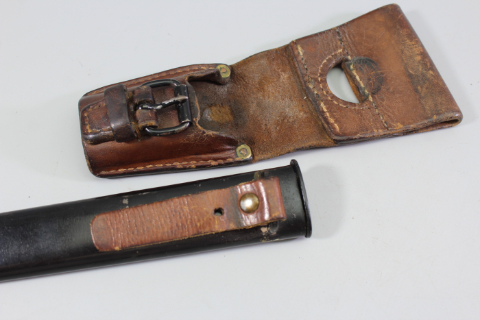 Schweiz Bajonett Modell 1918 komplett mit Scheide und Lederhänger Hersteller Elzener Schwyz