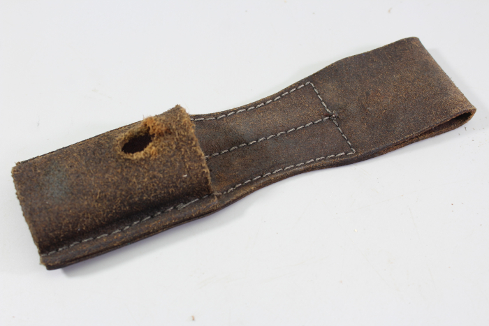 Koppelschuh Leder, Nähte geschlossen