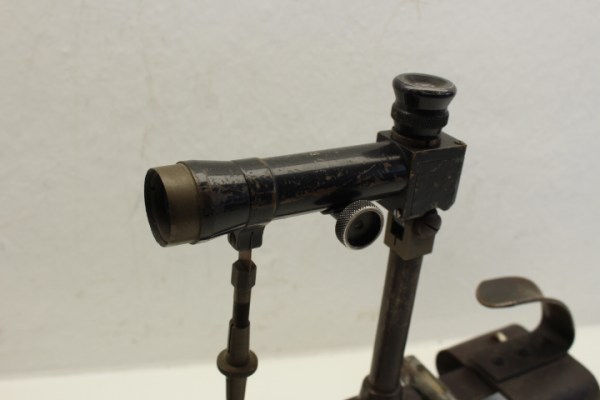 Optical aiming device of the Lemaire finder Chasselon Cachan Railway SNCF / Theodolite