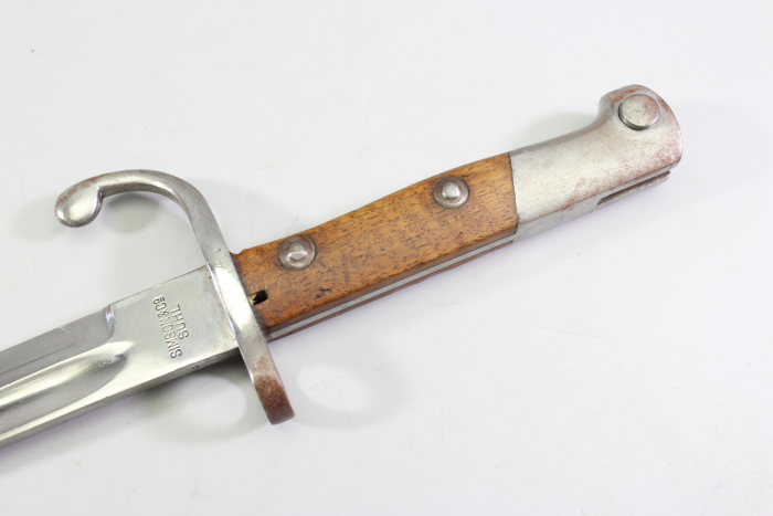 Brazil, Model 1908 bayonet for Mauser rifles with leather scabbard; manufacturer: Simson & Co., Suhl.