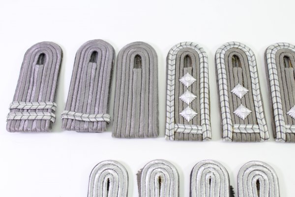 Konvolut DDR NVA Schulterklappen