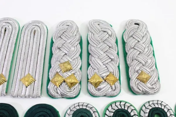 bundle of DDR NVA shoulder boards