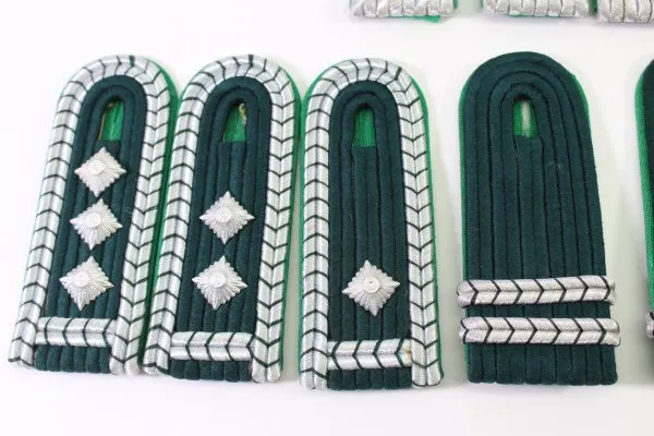 bundle of DDR NVA shoulder boards