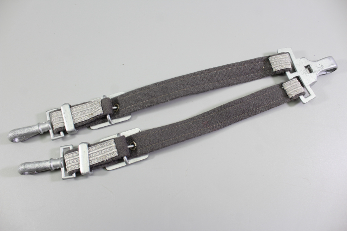 Originaler DDR, NVA Dolch für Offiziere der Landesstreitkräfte Mühlenhausen mit Gehänge im originalen Etui mit Urkunde