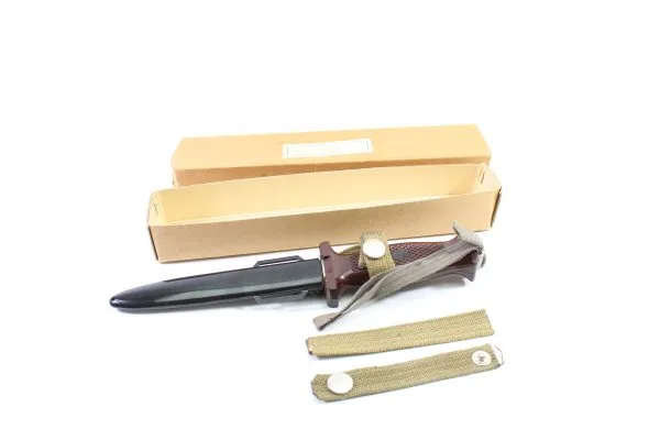 DDR NVA combat knife M66 in the box is an extremely rare piece!