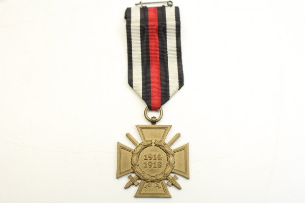 Ehrenkreuz mit Schwertern für Frontkämpfer am Band 1. Weltkrieg