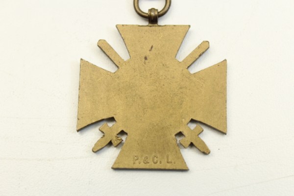 Ehrenkreuz mit Schwertern für Frontkämpfer am Band 1. Weltkrieg