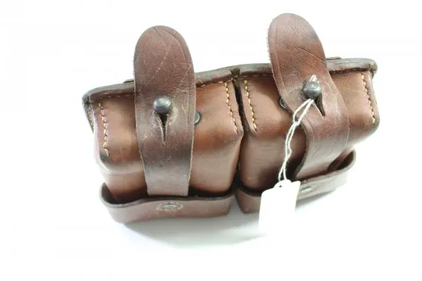 Brown cartridge pouch, probably for a Mannlicher carbine