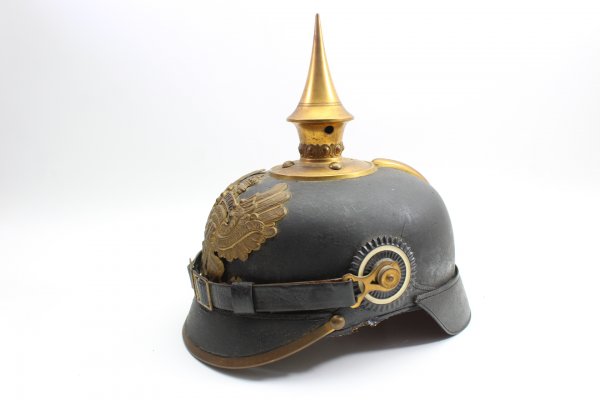 Spiked helmet for men in the 1st Hanoverian Infantry Regiment No. 77