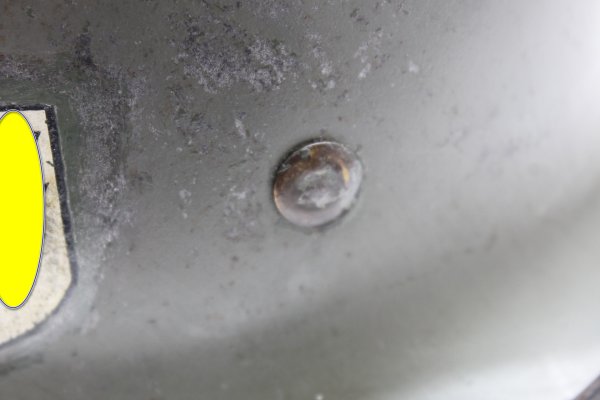 Ehem. SS / Wehrmachtshelm Helm M35 Apfelgrün mit Doppelemblem und Abnahmestempel