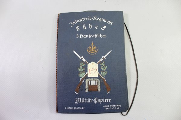 Decorative cover of the 3rd Hanseatic Infantry Regiment Lübeck and original shoulder strap