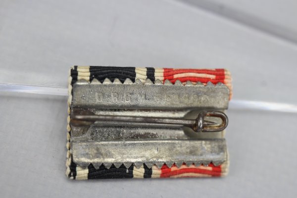 3 field clasps / ribbon clasp