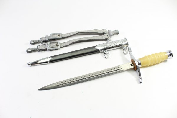 NVA Offiziersdolch der Landstreitkräfte, NVA DDR Dolch LA / LU mit Gehänge