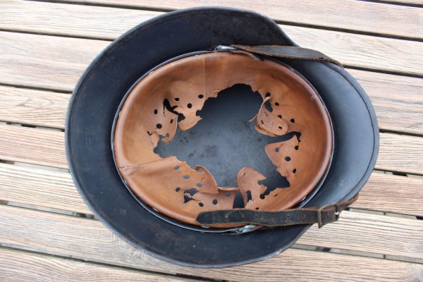 Wehrmacht Stahlhelm M40 dunkelblau Rauhtarn Hersteller SE - hkp66 Sächsische Emailier- und Stanzwerke A.G