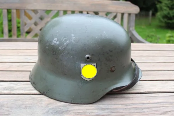 Former SS helmet M35 apple green with double emblem and acceptance stamp, manufacturer Q66